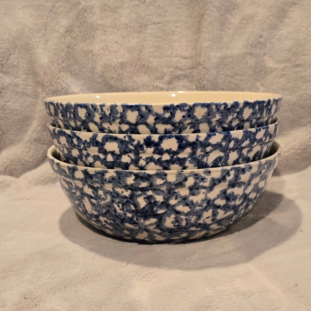 Gibson Housewares Blue White Sponge Pattern Ceramic Bowls Set of 3 Splatterware